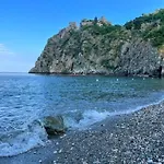 Incantevole Taormina Apartment Sant'Alessio Siculo
