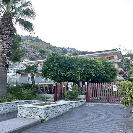 Апартаменты Incantevole Taormina